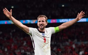 Inghilterra, Kane fa gol e raggiunge Lineker: "Ora battiamo l'Italia in finale"